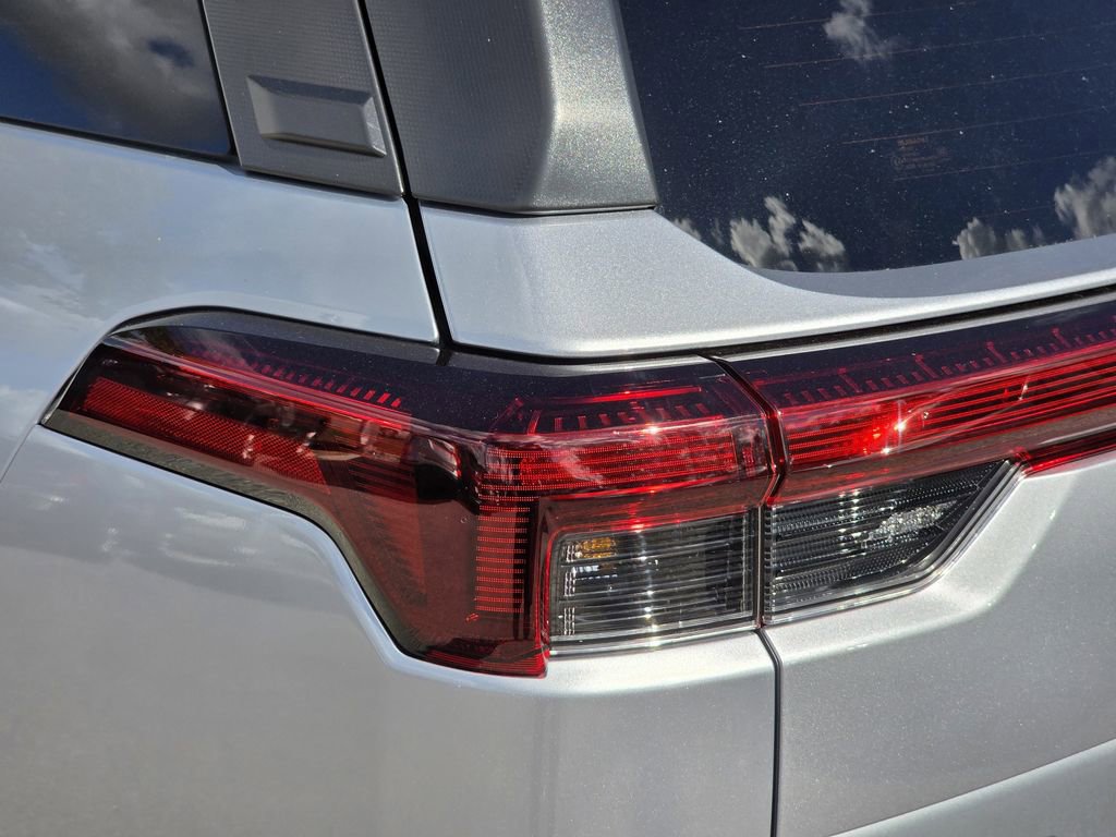 New 2026 Subaru Outback Limited XT AWD/4WD image 7