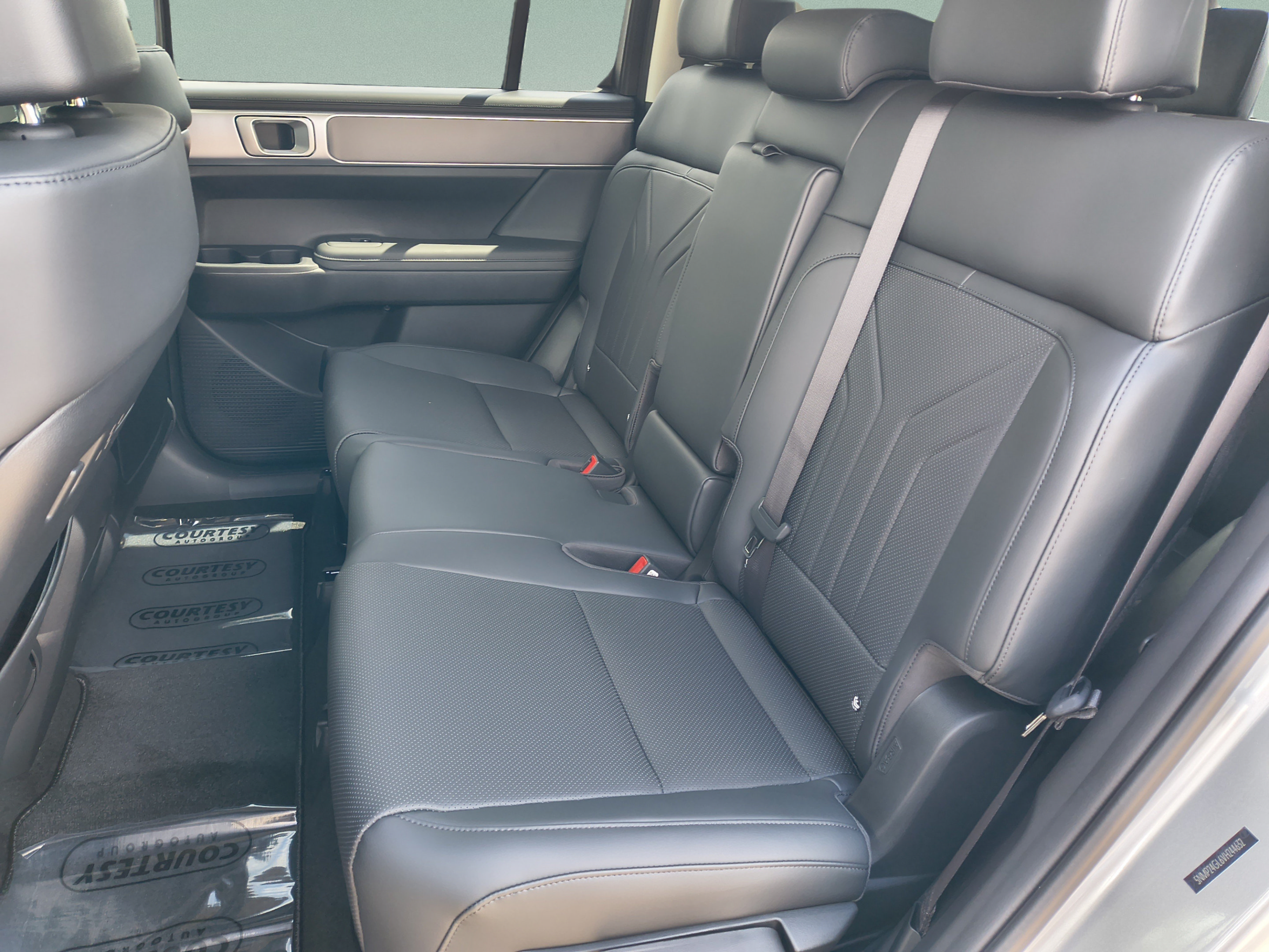 New 2027 Hyundai Santa Fe SEL FWD image 19