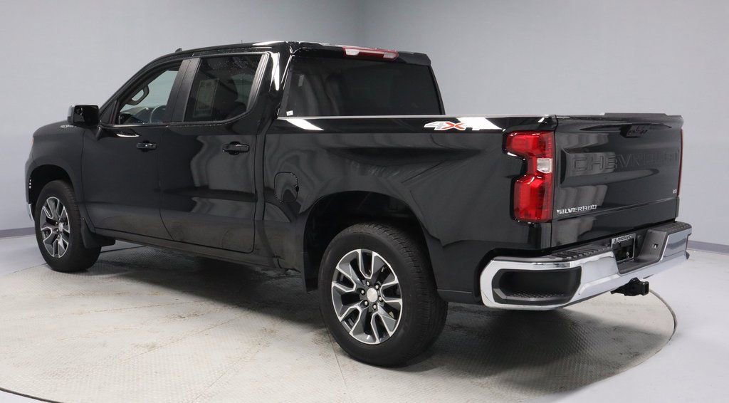 Used 2024 Chevrolet Silverado 1500 LT image 9
