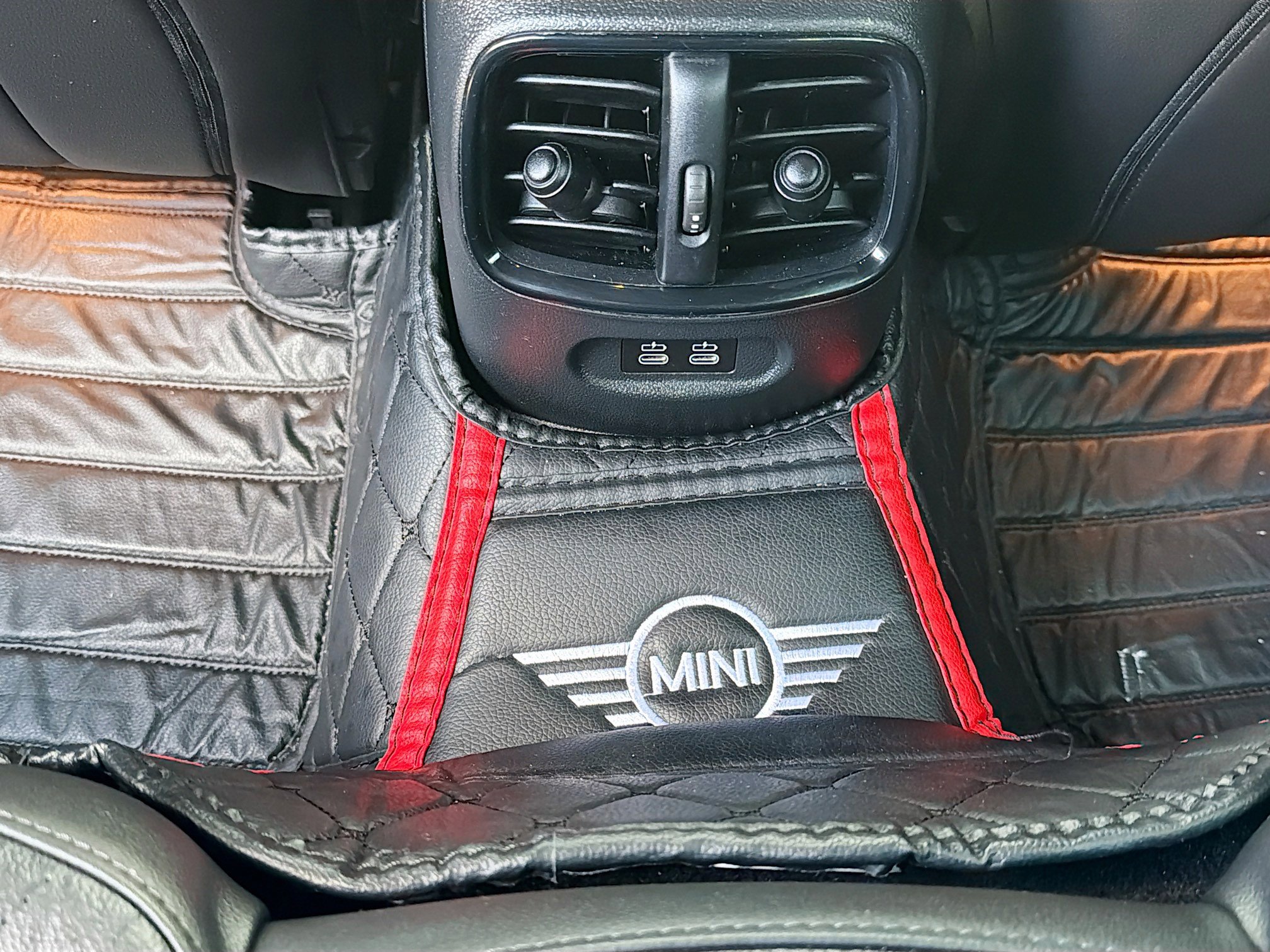 Used 2022 MINI Cooper Clubman John Cooper Works AWD/4WD image 19