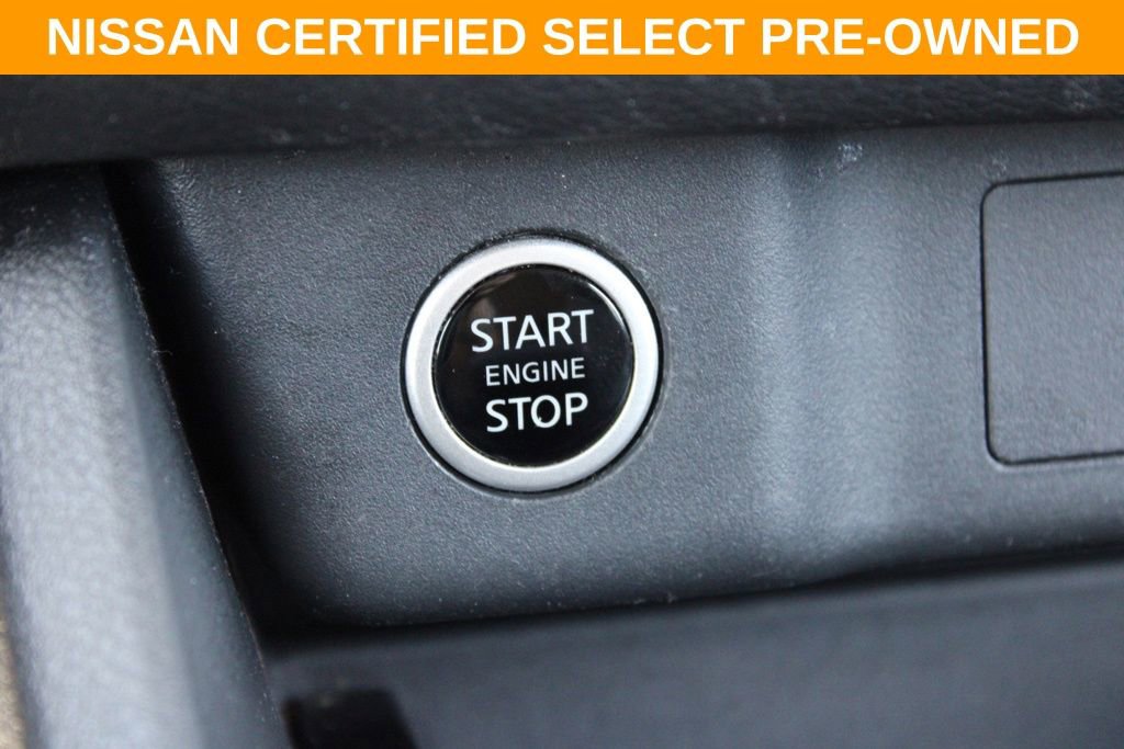 Certified 2023 Nissan Rogue SV image 31