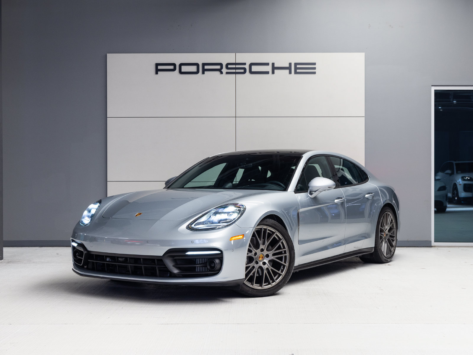 Certified 2023 Porsche Panamera Platinum Edition w/ Assistance Package