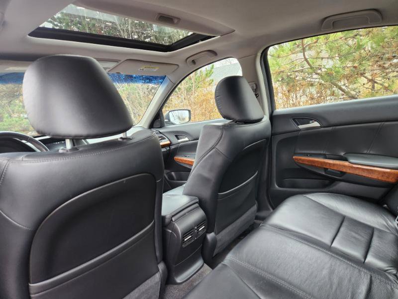 Used 2012 Honda Accord EX-L image 19