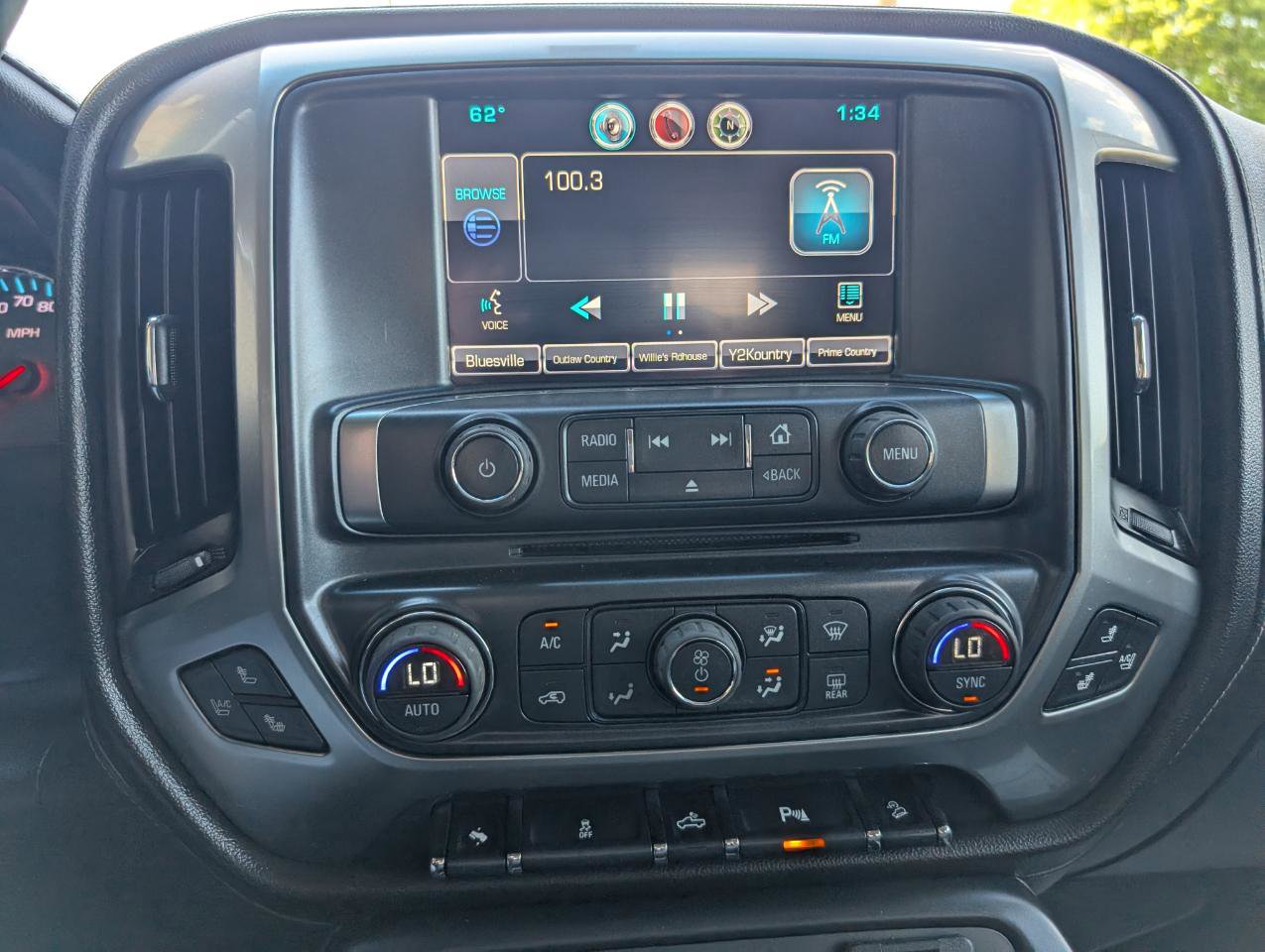Used 2015 Chevrolet Silverado 2500 LTZ w/ LTZ Plus Package AWD/4WD image 11