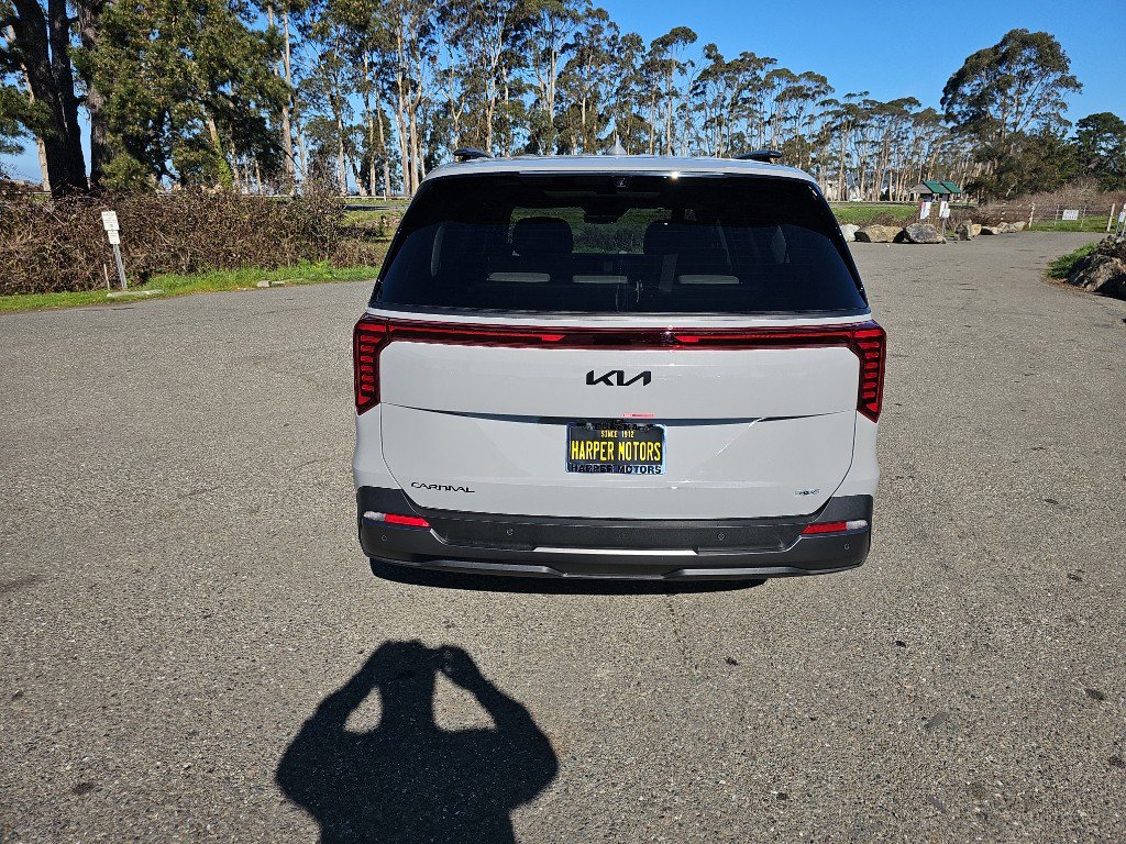 New 2026 Kia Carnival SX Prestige FWD image 4