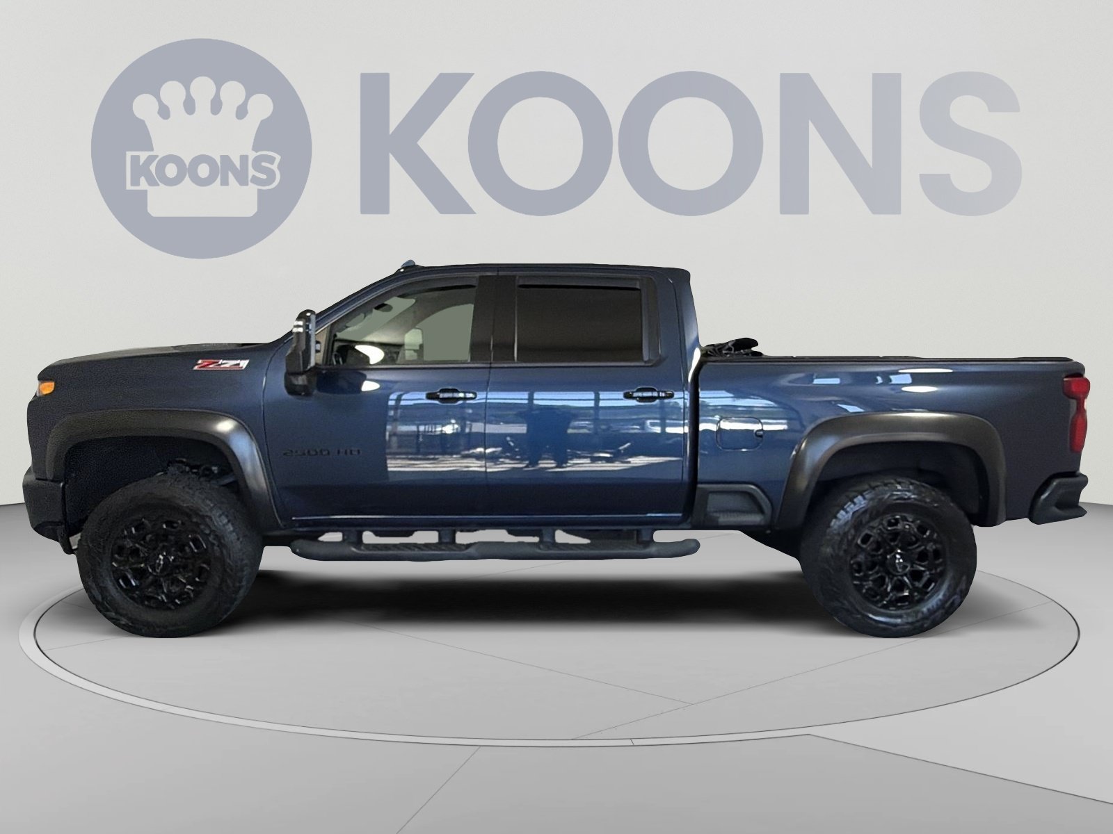 Used 2022 Chevrolet Silverado 2500 LTZ w/ LTZ Plus Package AWD/4WD image 2