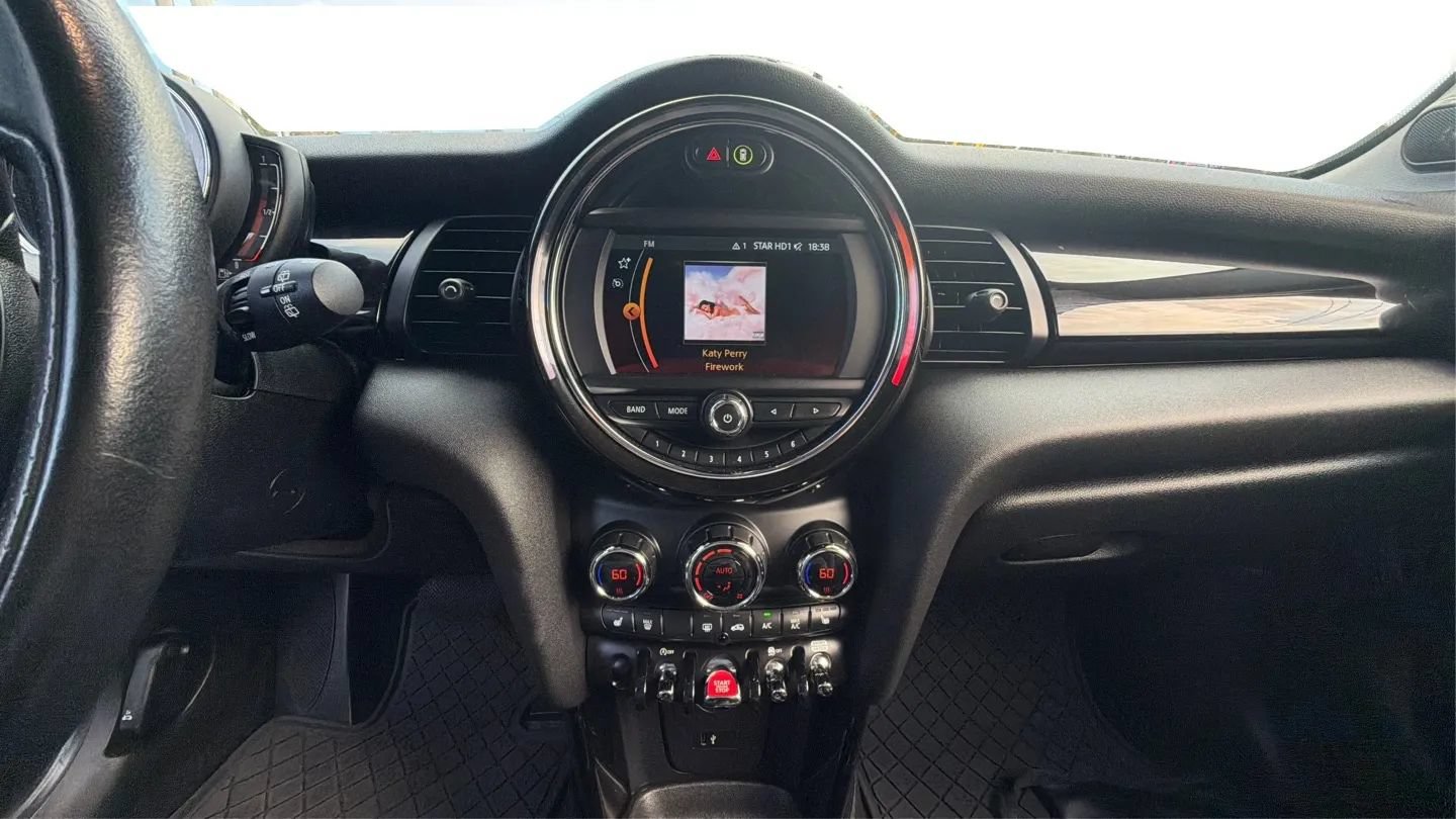 Used 2021 MINI Cooper S w/ Premium Package FWD image 27