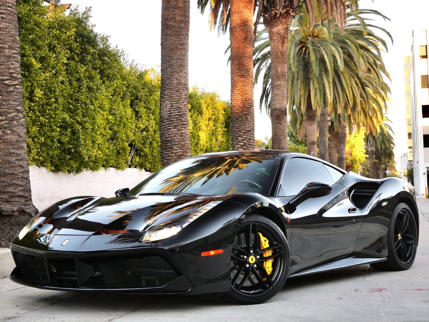 Used 2016 Ferrari 488 GTB image 3