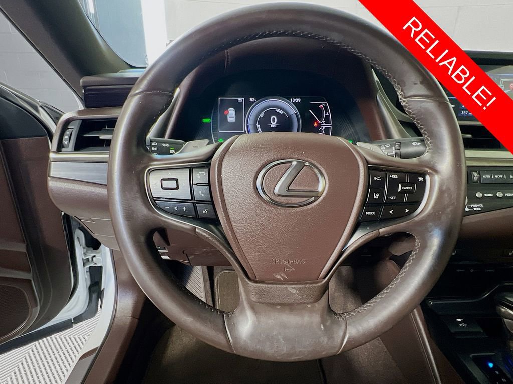 Used 2021 Lexus ES 300h w/ Premium Package image 11