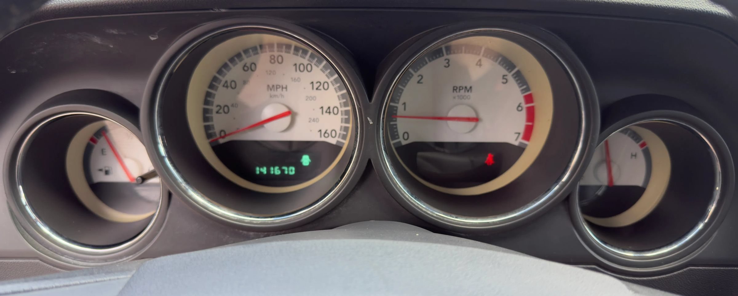 Used 2010 Dodge Challenger R/T RWD image 15
