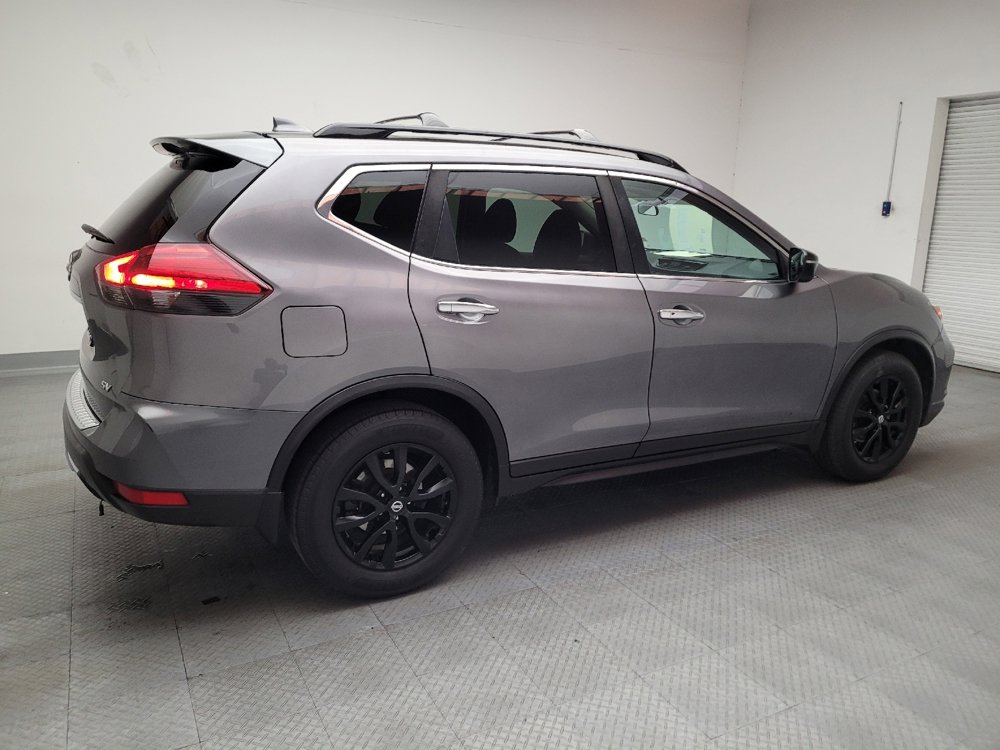 Used 2017 Nissan Rogue SV w/ Midnight Edition Package image 10