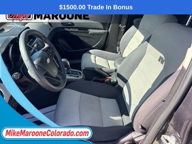 Used 2014 Chevrolet Cruze LS FWD image 10