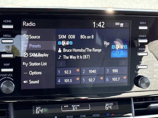 Used 2024 Toyota Sienna LE image 19