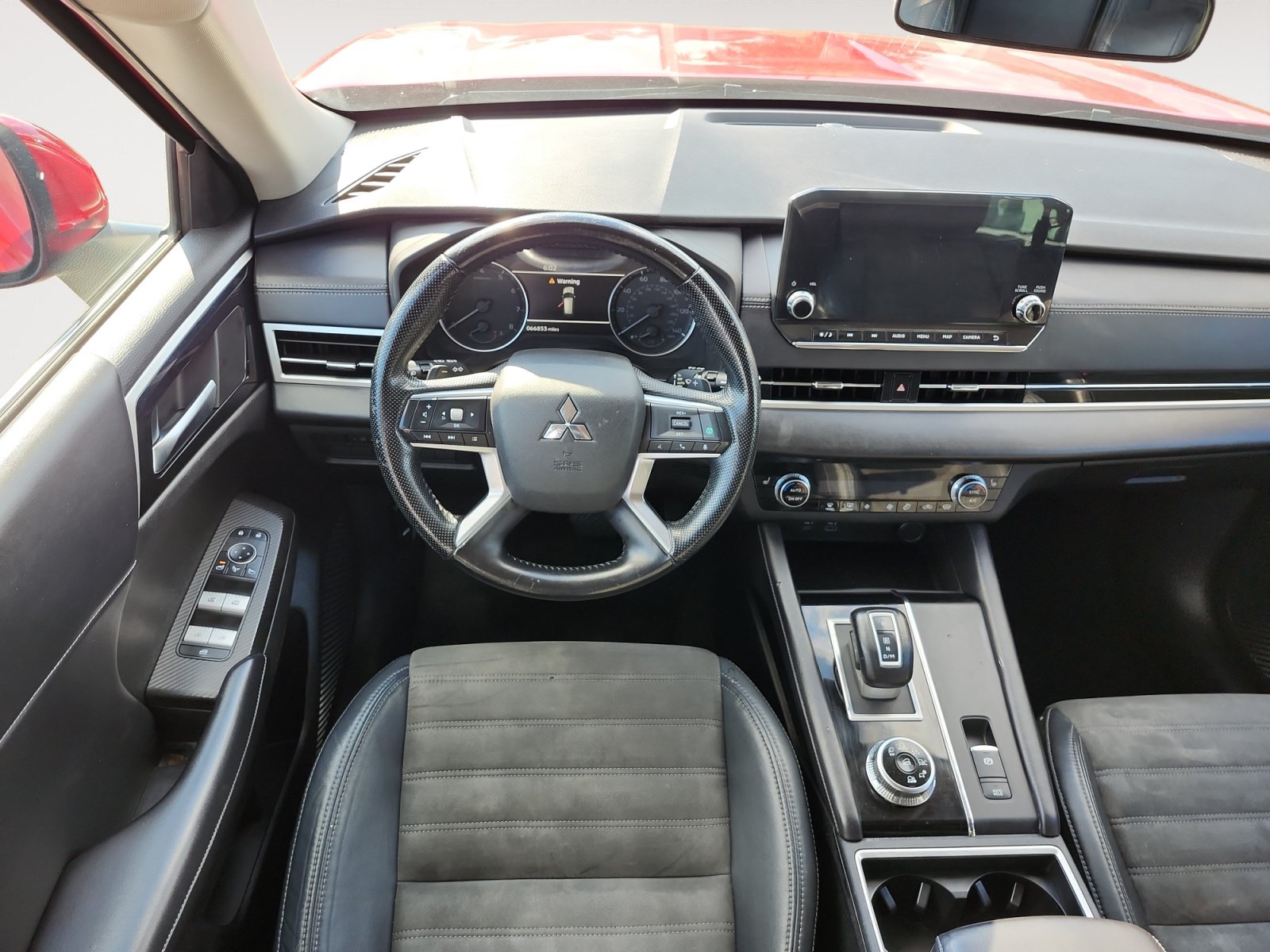 Used 2023 Mitsubishi Outlander ES AWD/4WD image 10