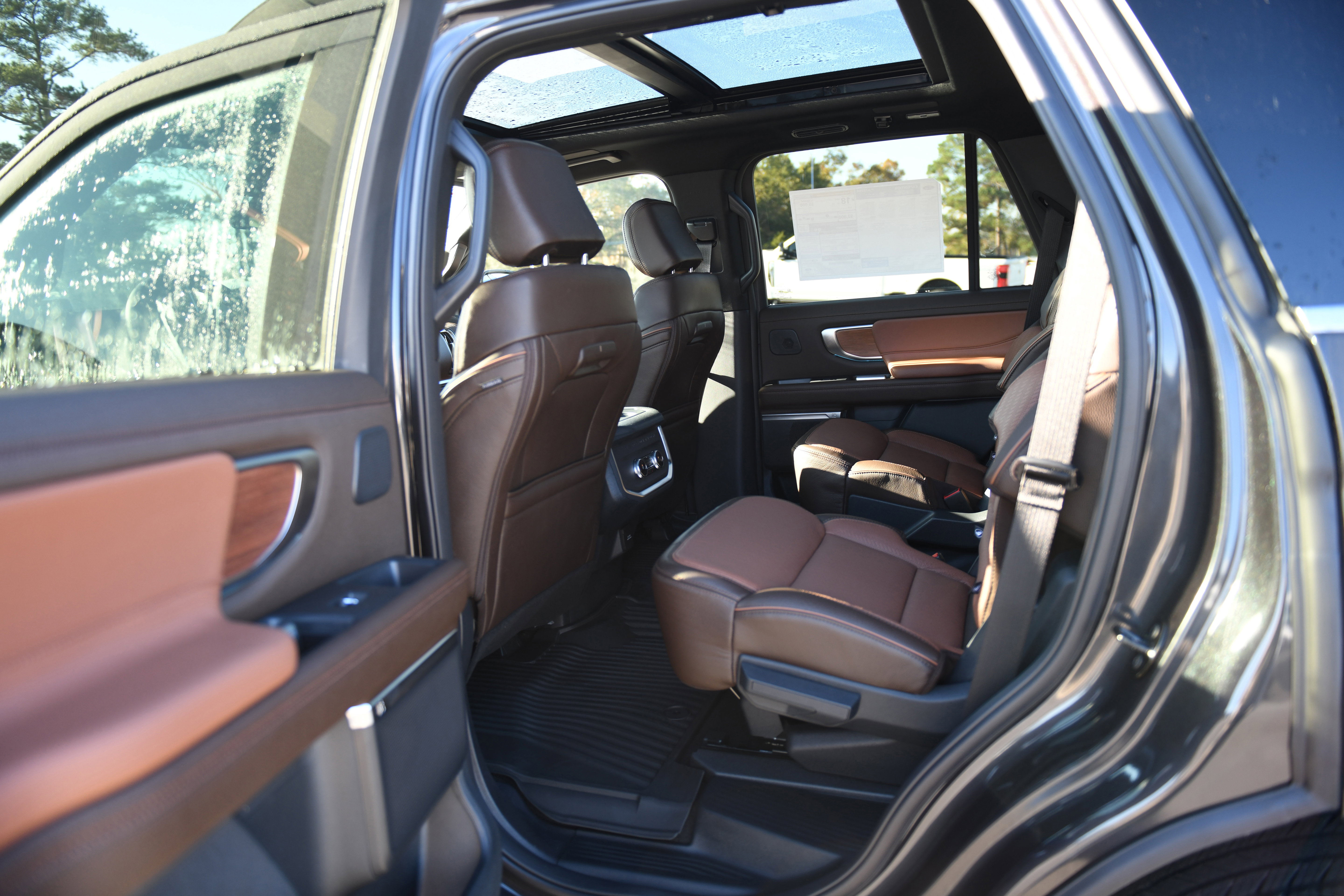 New 2025 Ford Expedition King Ranch image 26