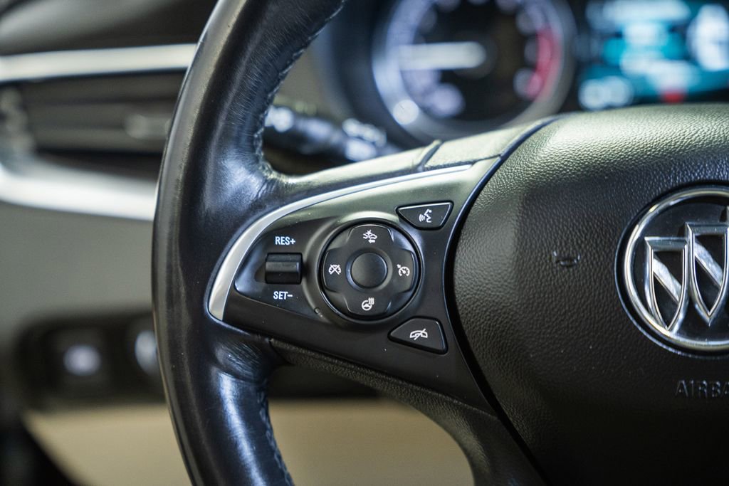 Used 2019 Buick Enclave Premium AWD/4WD image 30