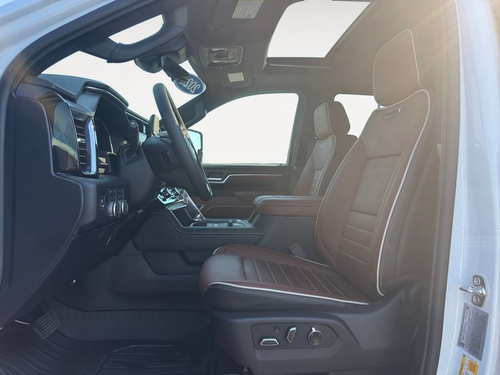 New 2026 GMC Sierra 3500 Denali Ultimate AWD/4WD image 9