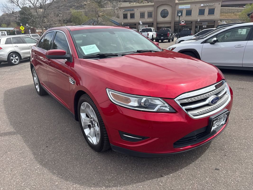 Used 2012 Ford Taurus SEL image 1