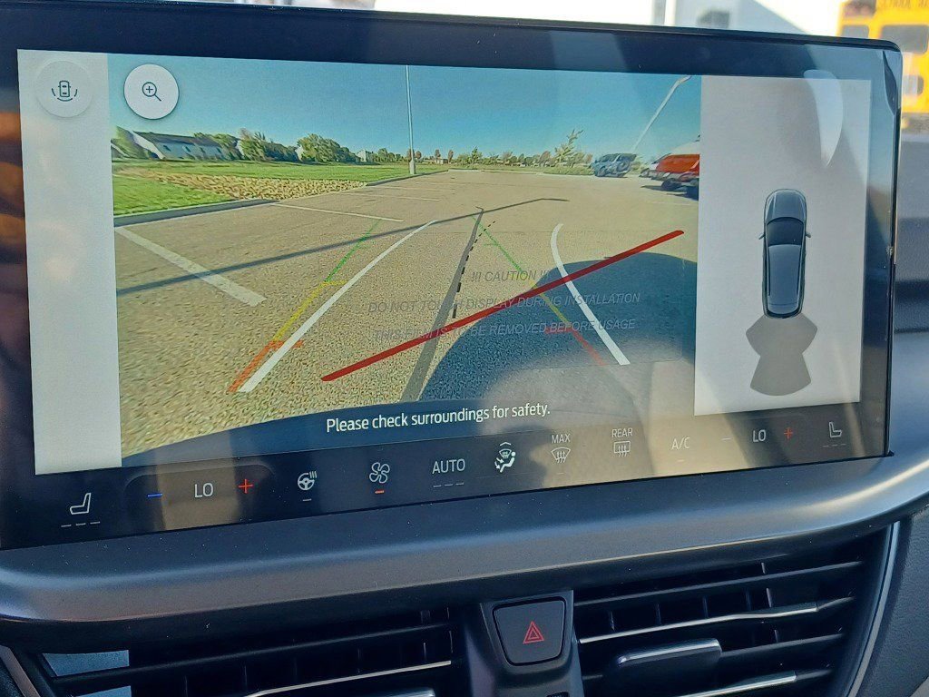 Used 2023 Ford Escape SE image 31