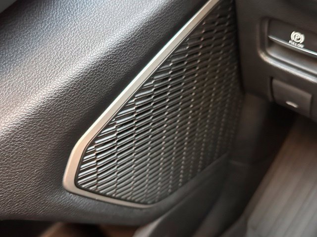 Used 2021 Jeep Grand Cherokee L Laredo AWD/4WD image 18