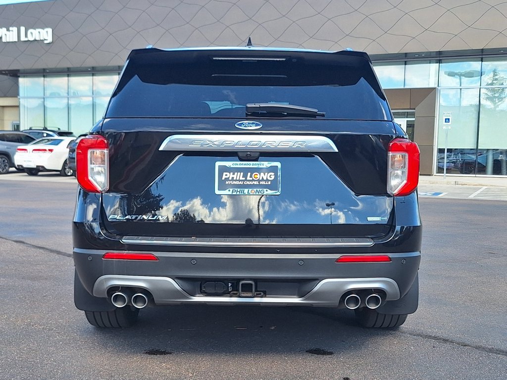Used 2020 Ford Explorer Platinum w/ Premium Technology Package AWD/4WD image 4