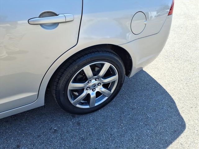 Used 2010 Mercury Milan Premier image 5