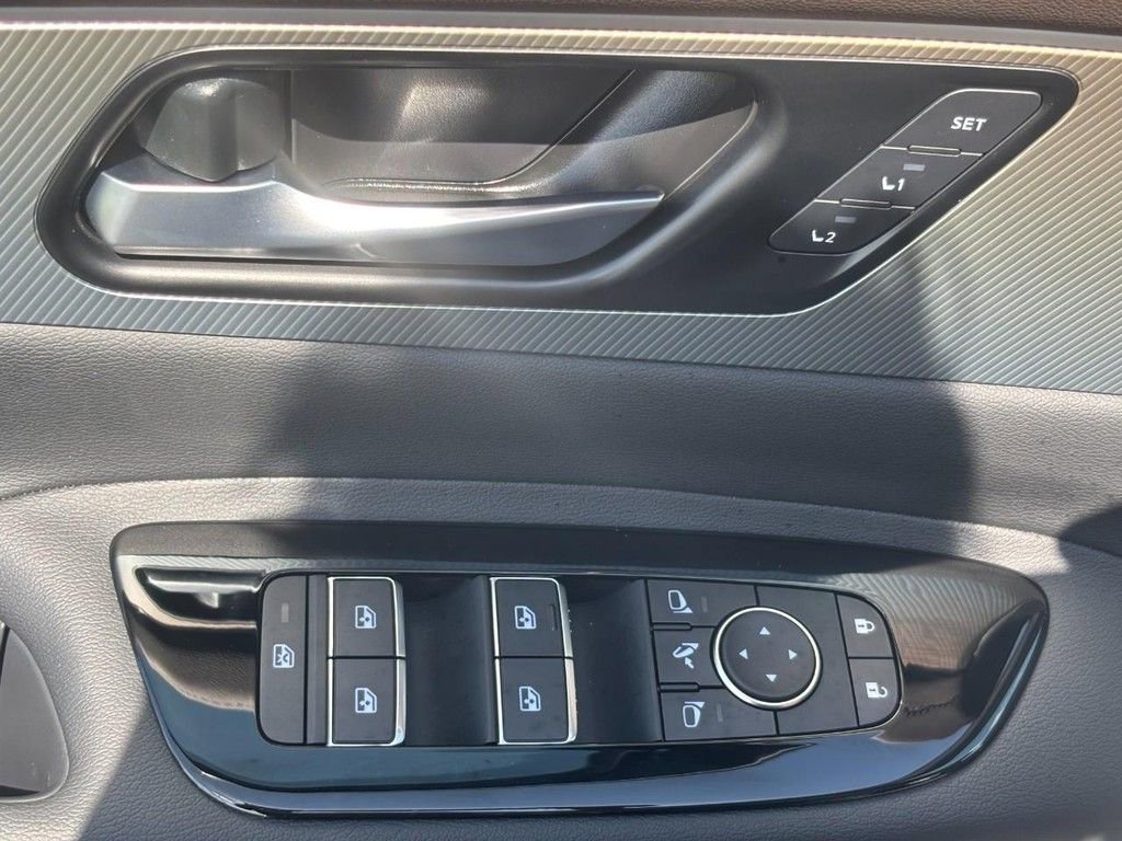 New 2025 Nissan Murano Platinum w/ Cargo Package image 18