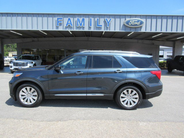 Used 2022 Ford Explorer Limited w/ Equipment Group 301A image 2