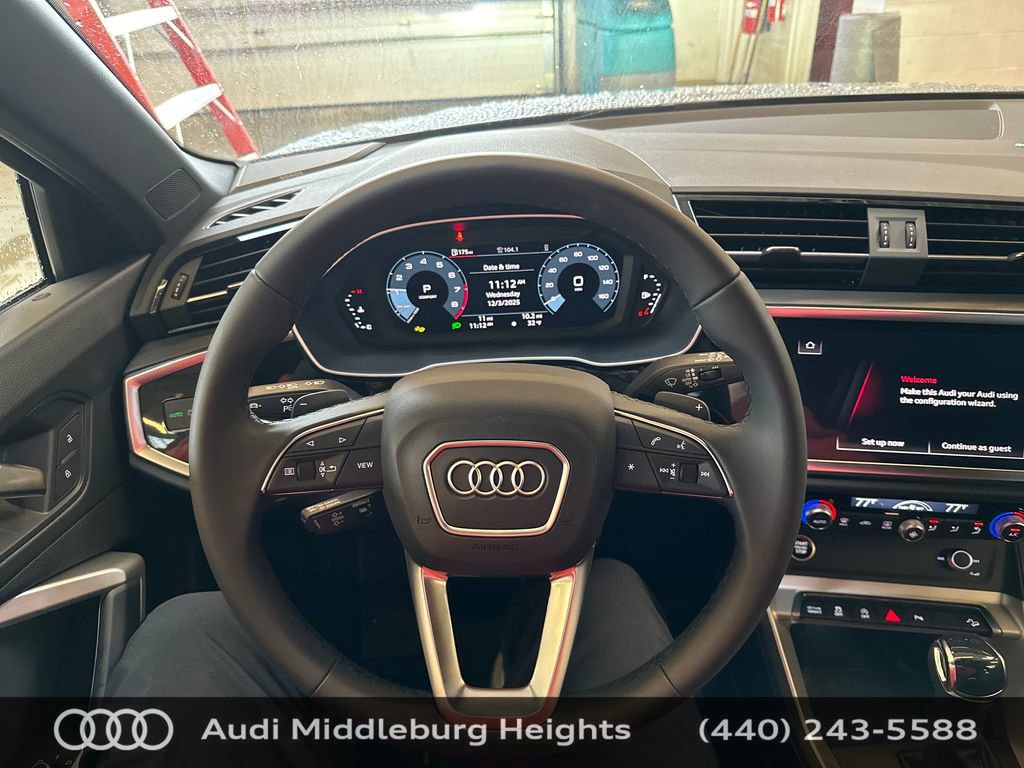 New 2025 Audi Q3 2.0T Premium image 14