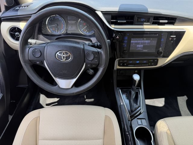 Used 2017 Toyota Corolla LE FWD image 12