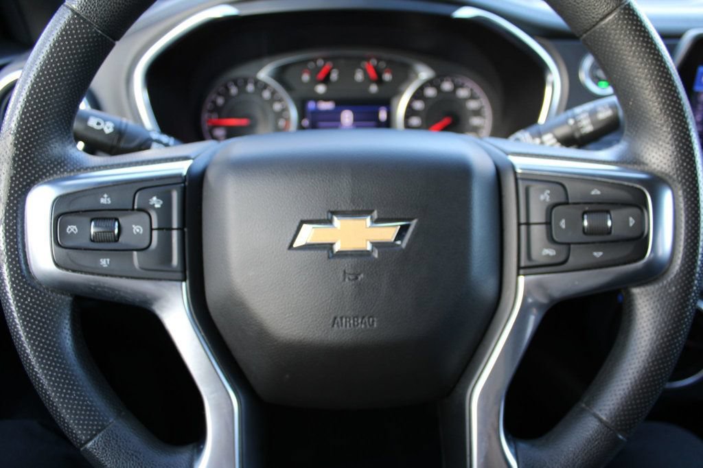 Used 2021 Chevrolet Blazer LT FWD image 27