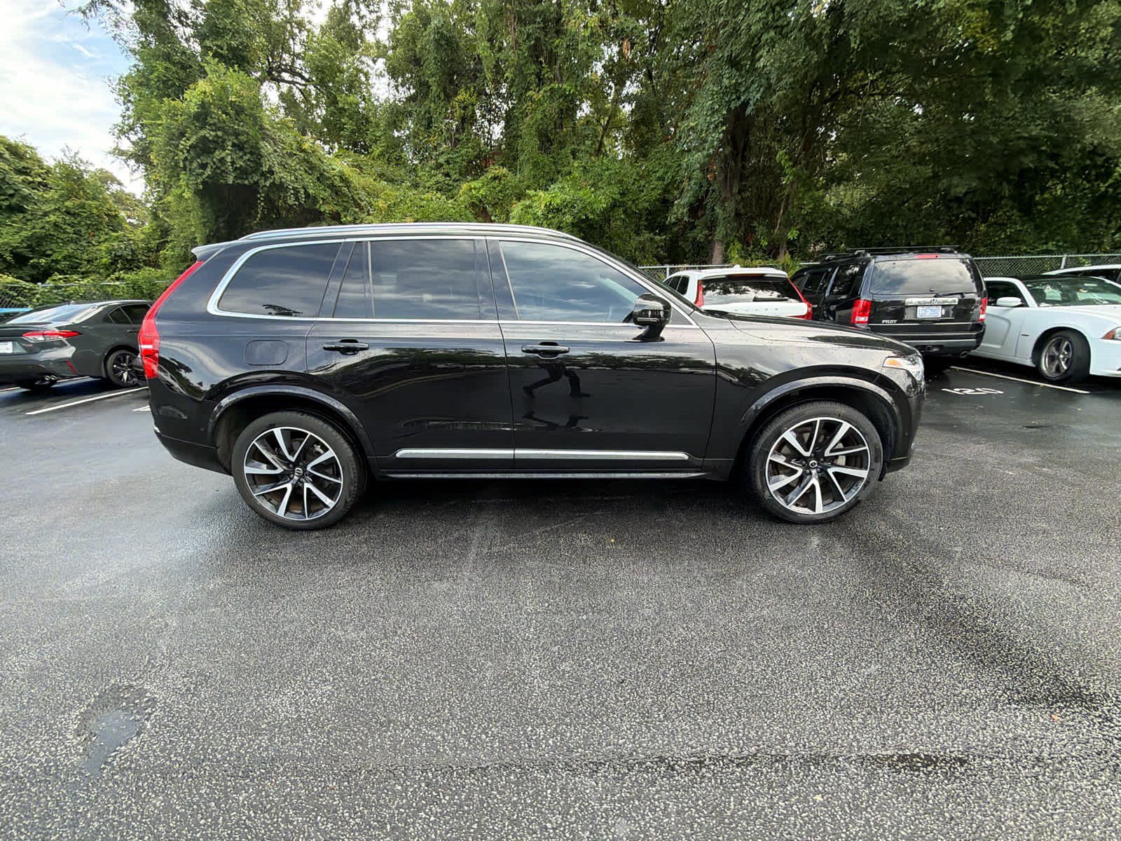 Used 2023 Volvo XC90 B5 Plus w/ Protection Package Premier AWD/4WD image 16