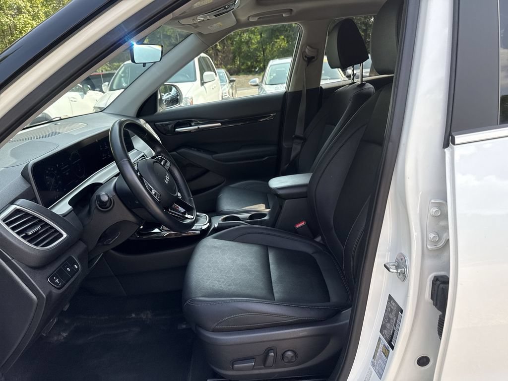 Used 2024 Kia Seltos EX AWD/4WD image 13