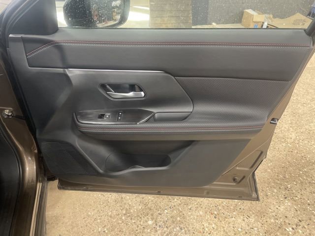 New 2026 Nissan Kicks SR w/ Cold Weather Package image 34