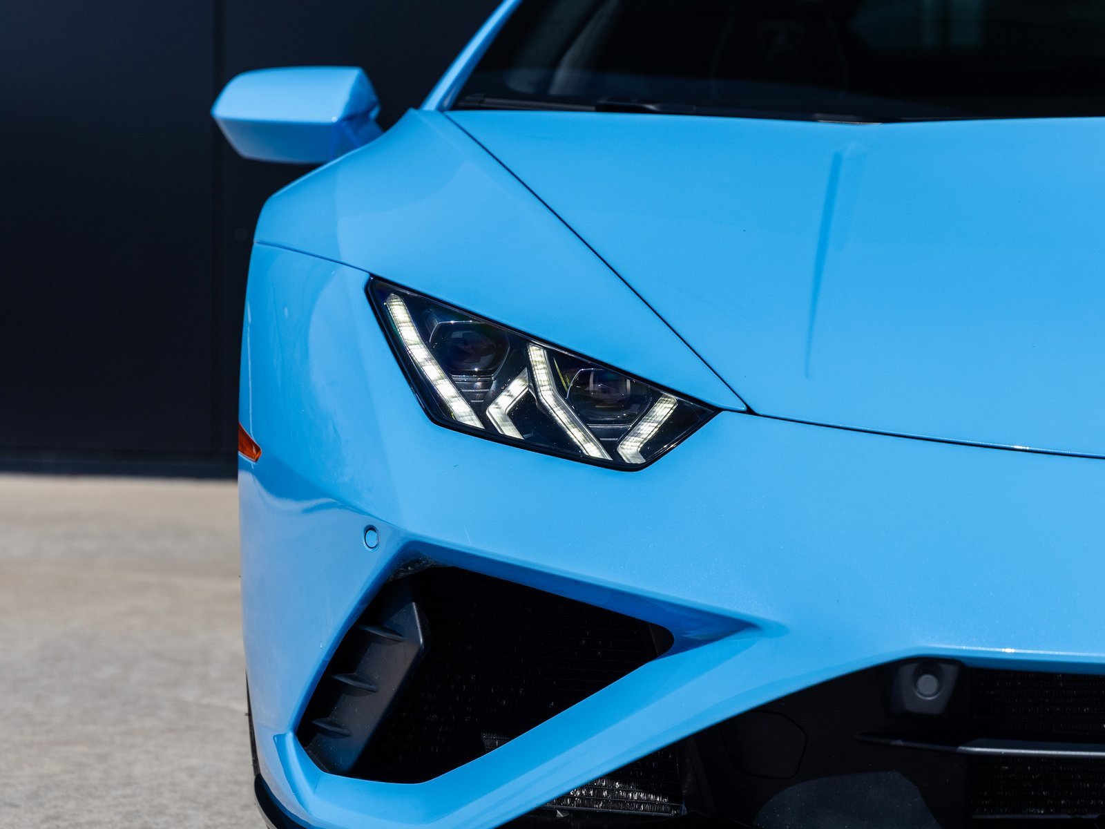 Used 2023 Lamborghini Huracan EVO image 22