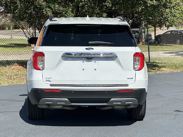 Used 2020 Ford Explorer XLT w/ Equipment Group 202A AWD/4WD image 7