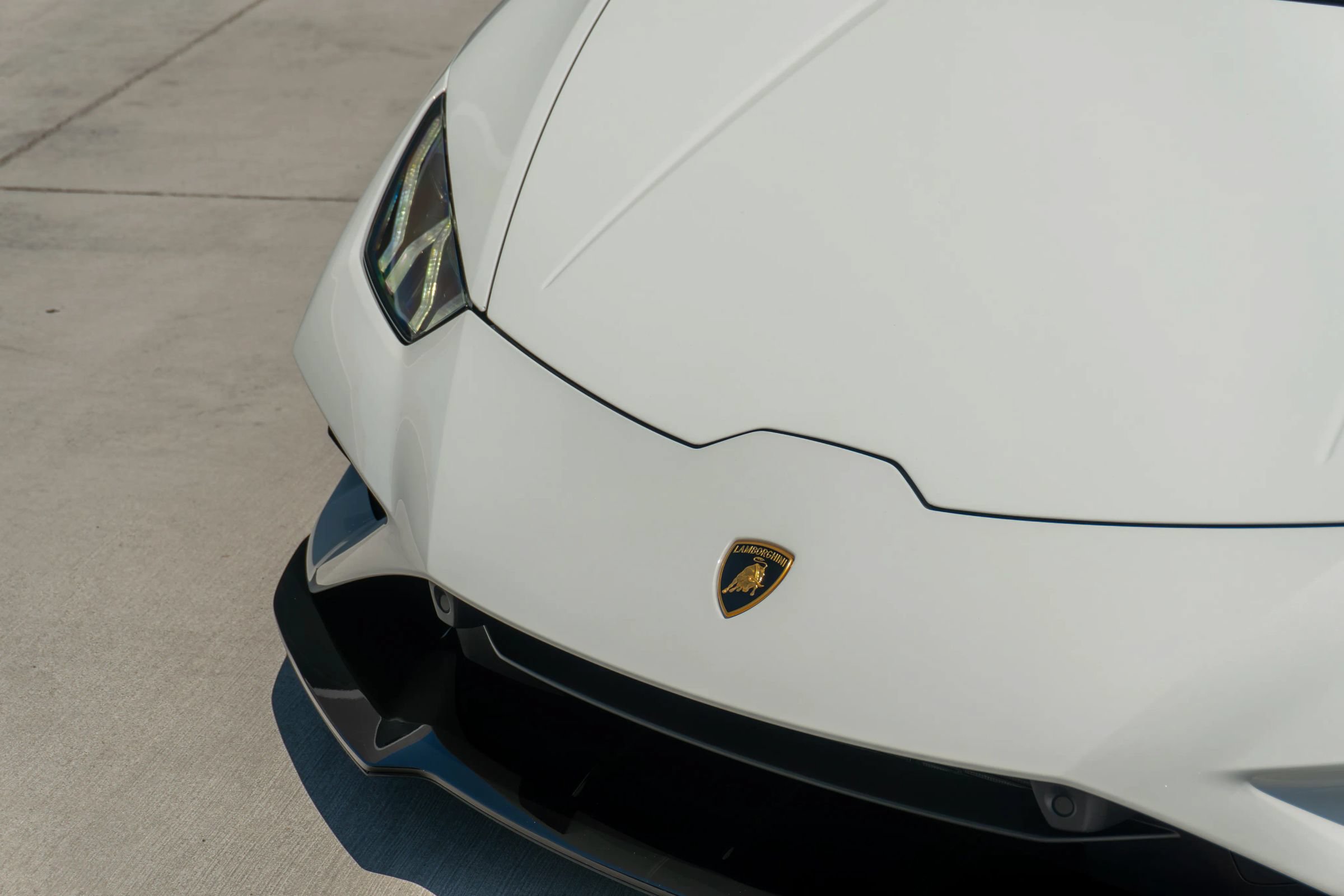 Used 2023 Lamborghini Huracan EVO RWD image 26