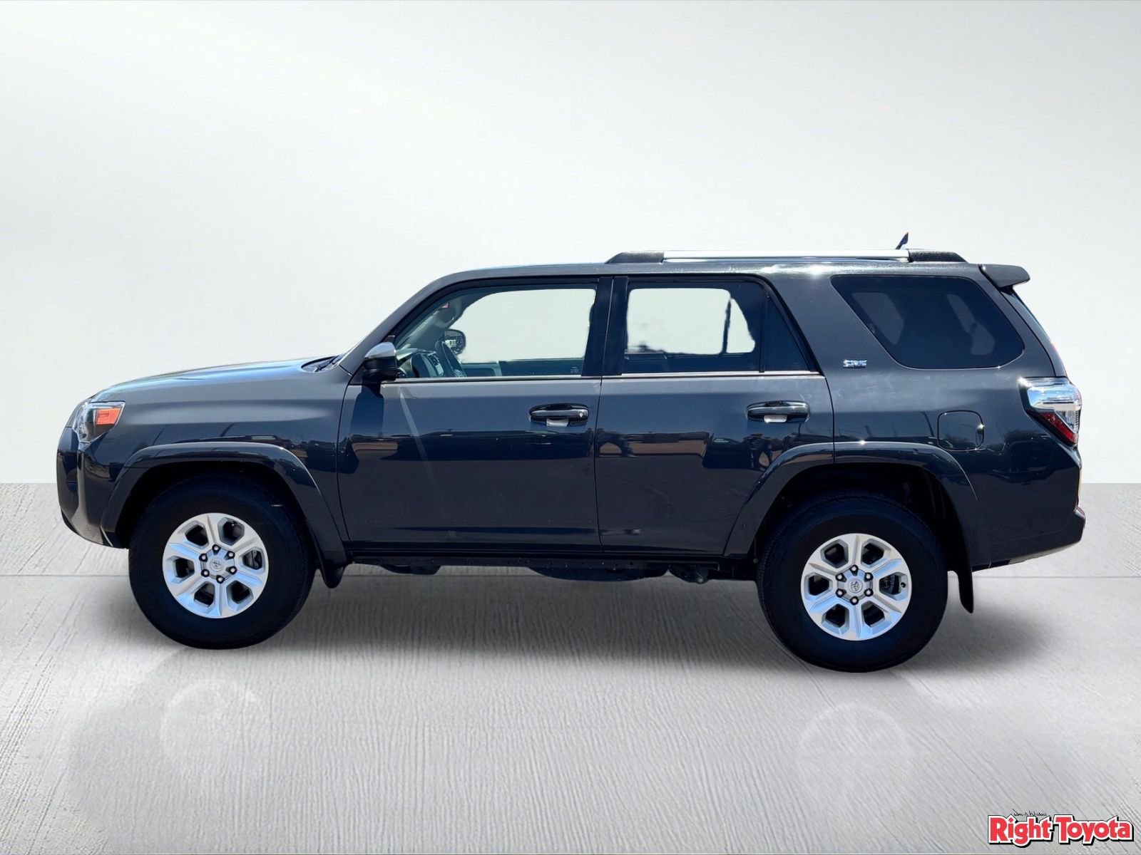 Certified 2024 Toyota 4Runner SR5 RWD image 3