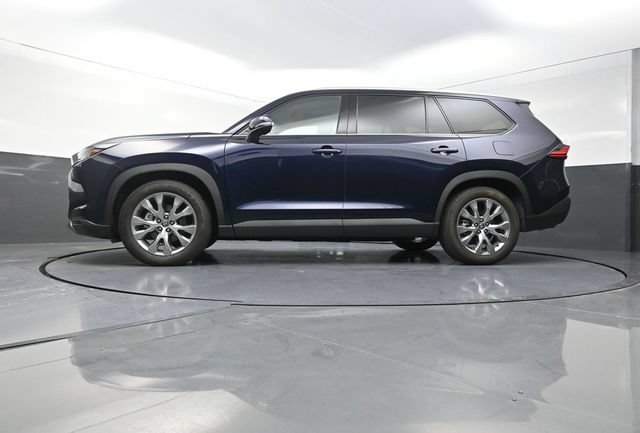 Used 2024 Toyota Grand Highlander AWD Hybrid image 34