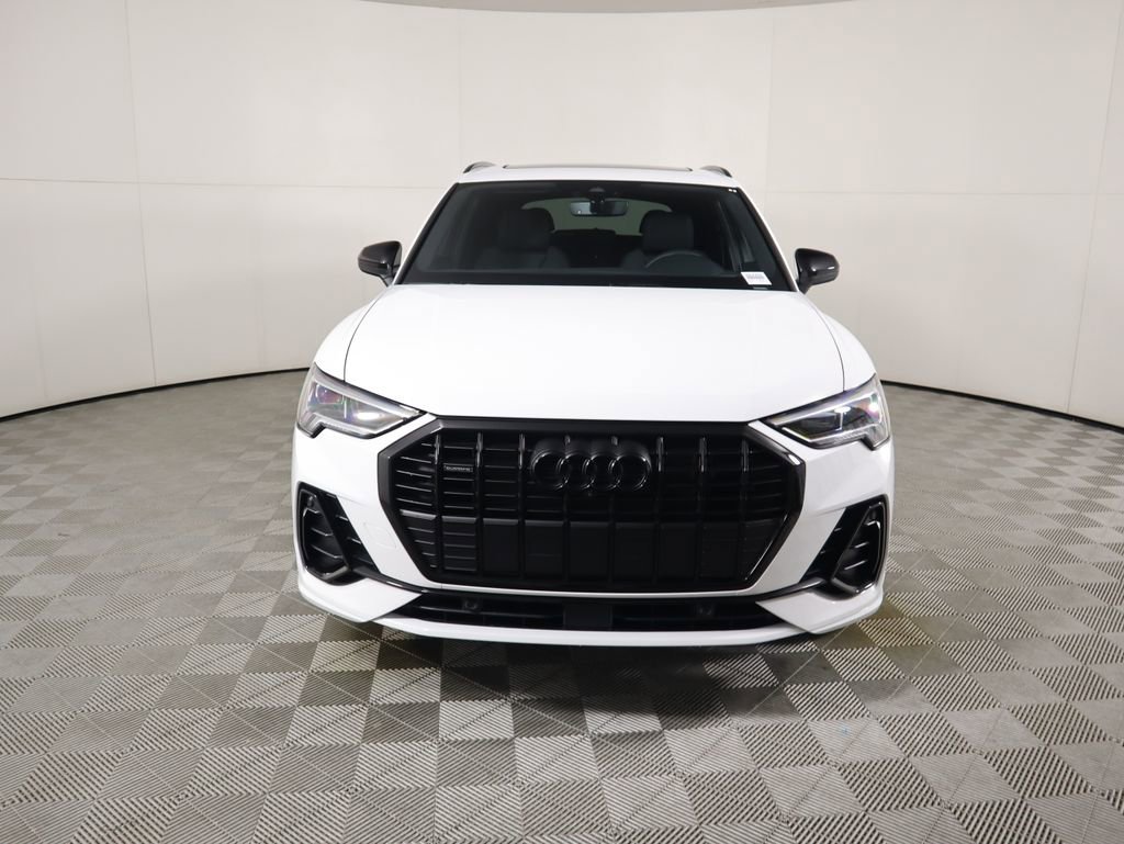 Used 2025 Audi Q3 2.0T Premium Plus w/ Premium Plus Package AWD/4WD image 3
