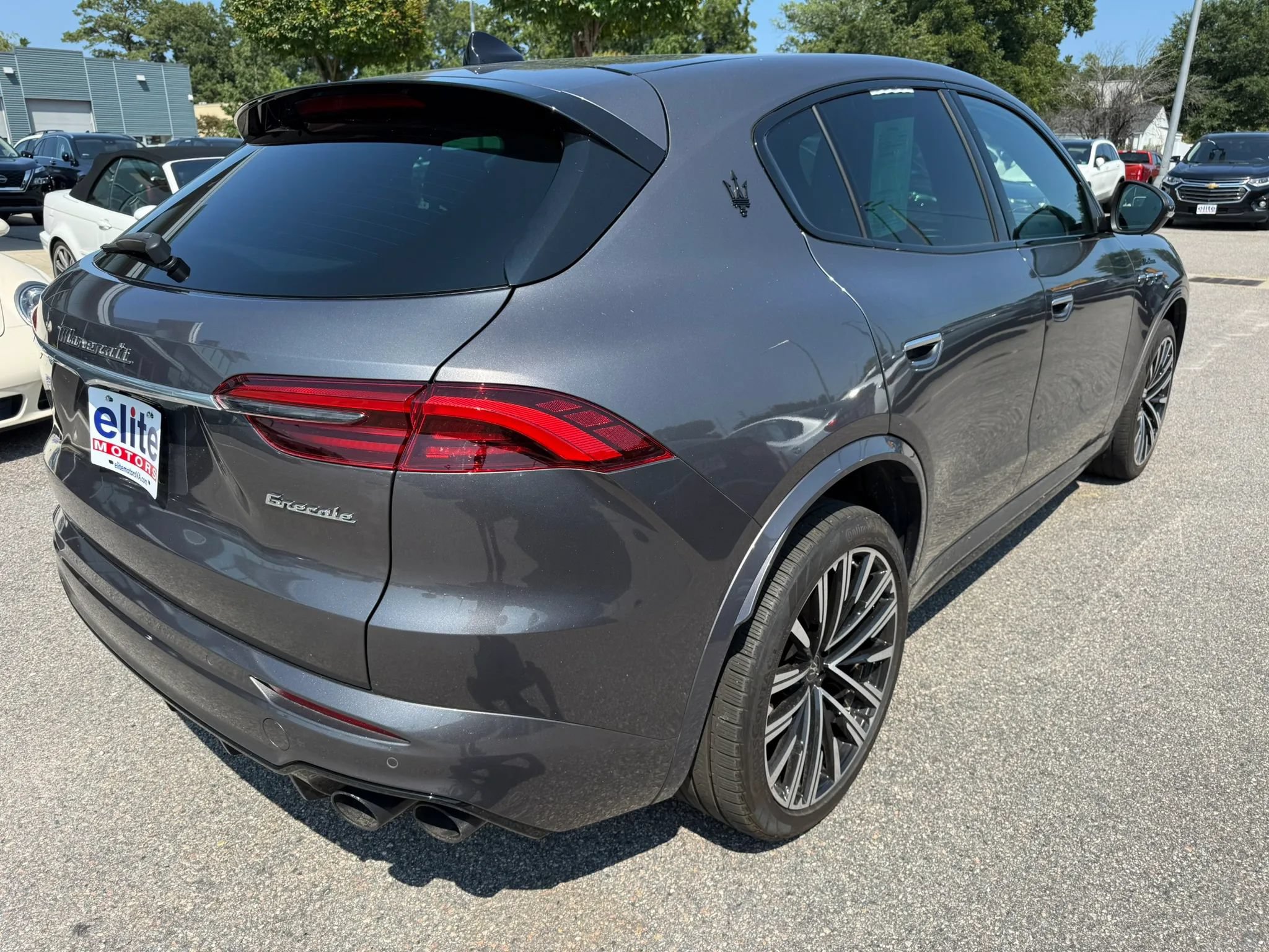 Used 2023 Maserati Grecale Modena AWD/4WD image 7