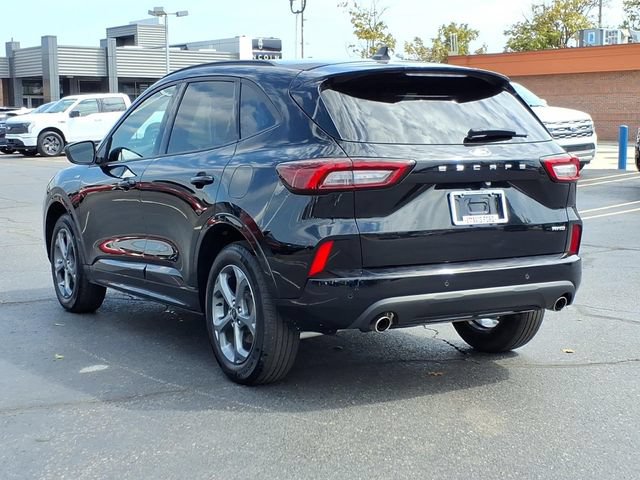 Used 2024 Ford Escape ST-Line w/ Tech Pack #1 AWD/4WD image 5