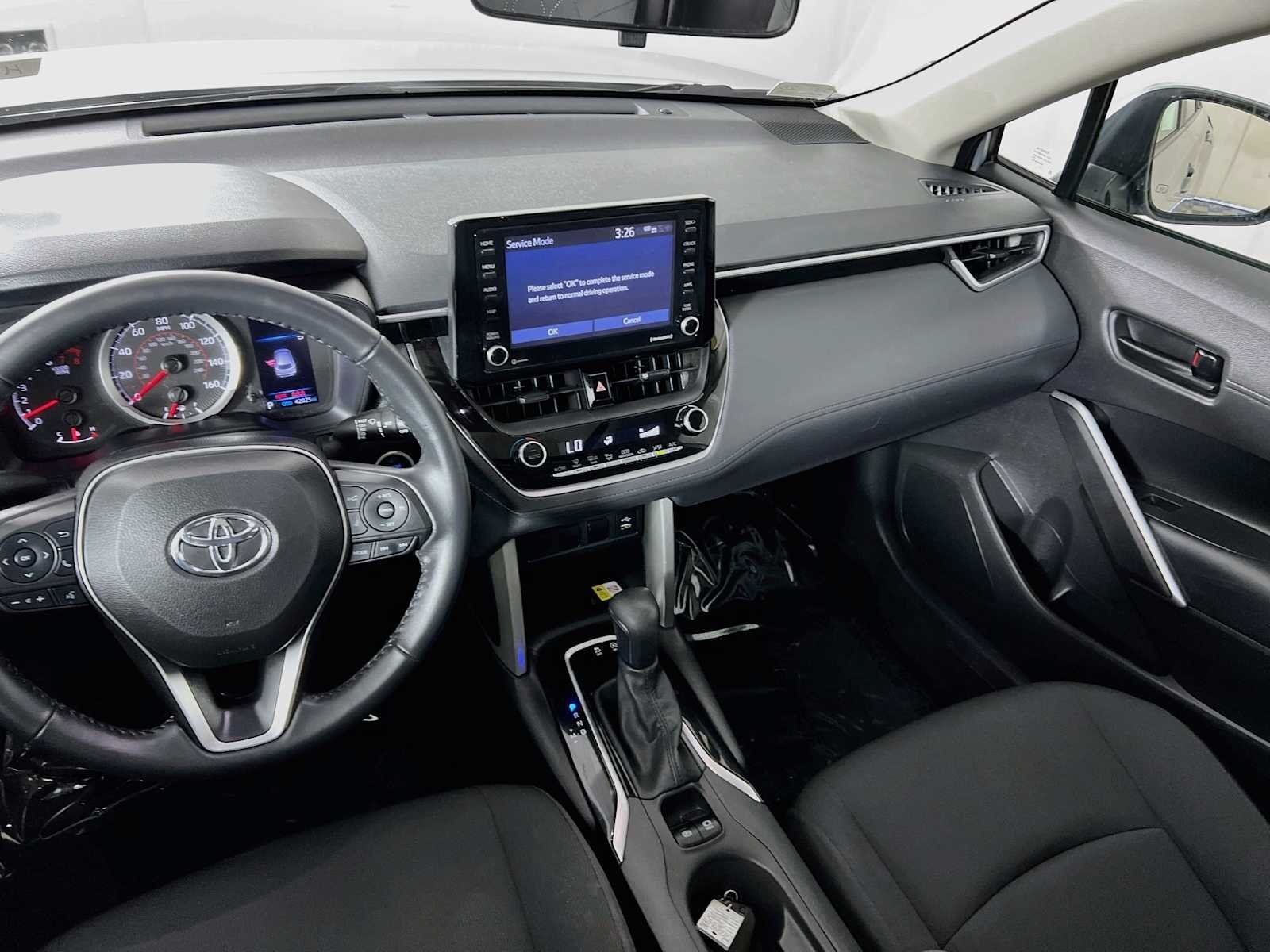 Used 2022 Toyota Corolla Cross LE w/ Moonroof Package AWD/4WD image 24
