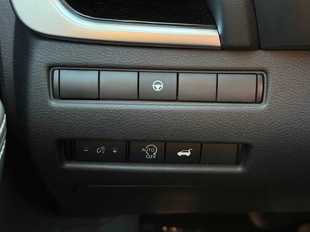 Certified 2023 Nissan Rogue SL w/ SL Premium Package FWD image 27