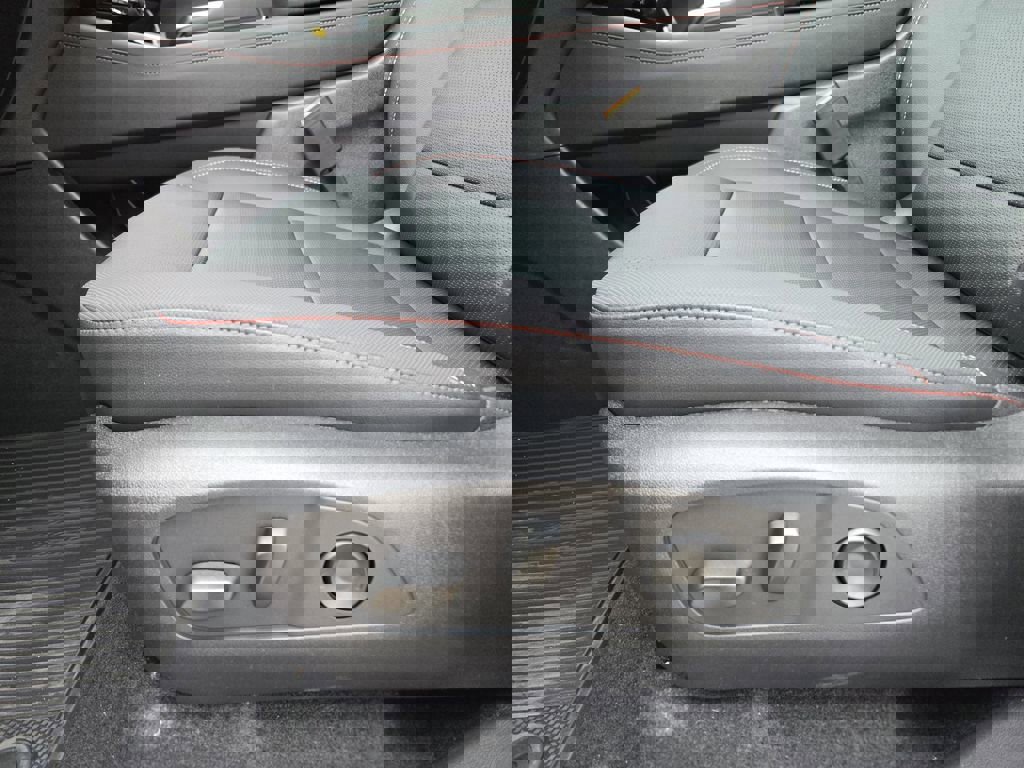 New 2026 Chevrolet Traverse Z71 w/ Enhanced Driving Package image 25