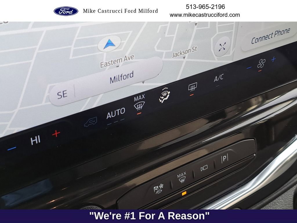 Used 2023 Ford Transit 350 XLT image 17