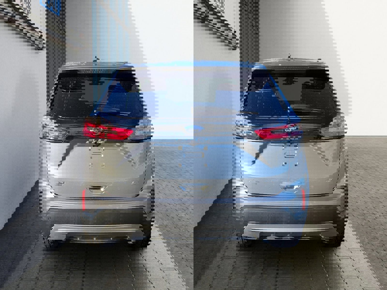 Certified 2024 Ford Edge SEL w/ Convenience Package image 4