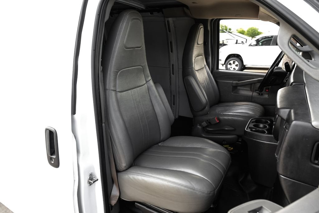 Used 2023 Chevrolet Express 2500 Extended w/ Driver Convenience Package RWD image 32