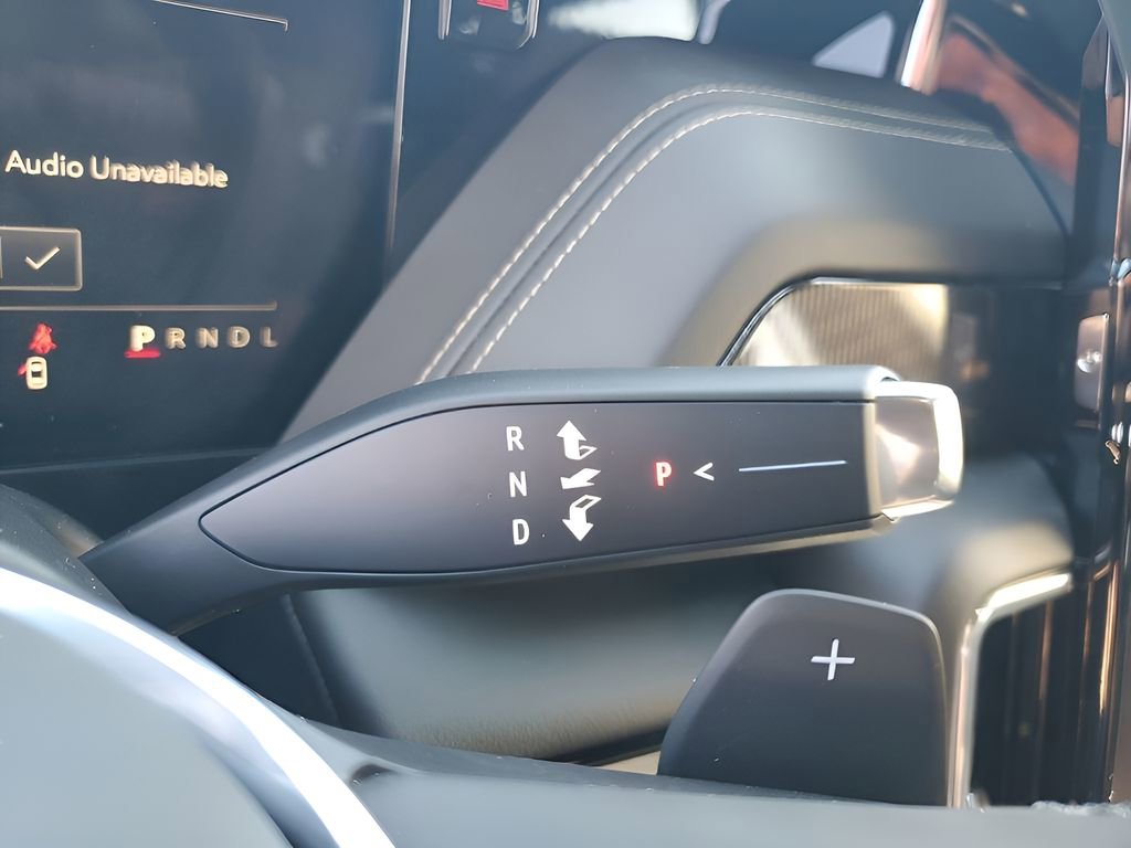 New 2026 GMC Yukon XL Elevation image 36