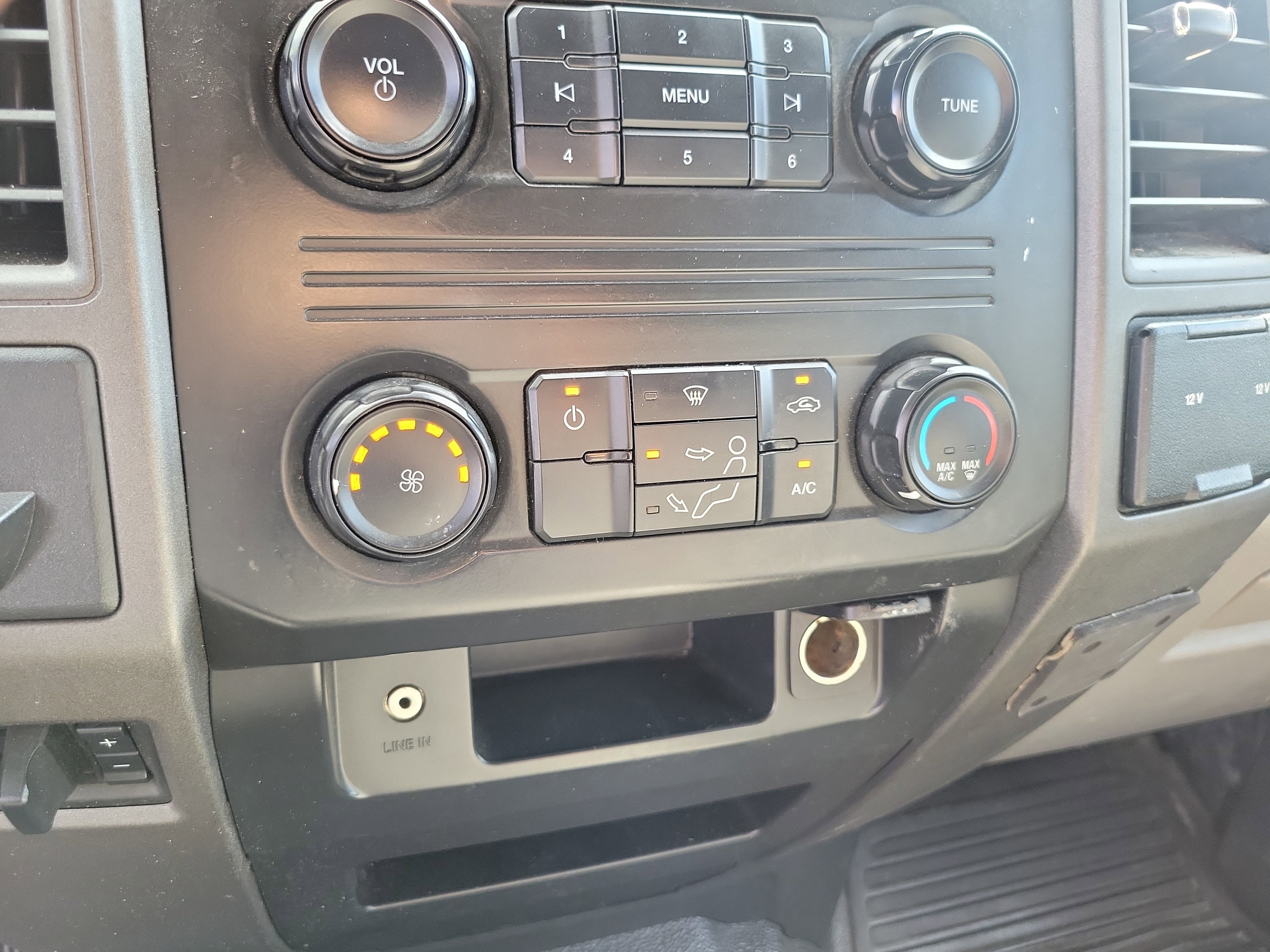 Used 2019 Ford F450 XL image 17